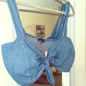 Jean crop top/tie in front
